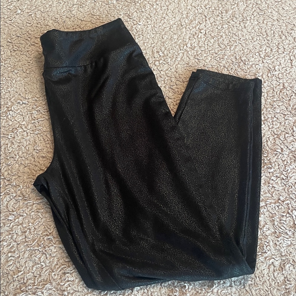 🔥 4/$20 Colorful Planet Girls Capri Leggings- size 10/12